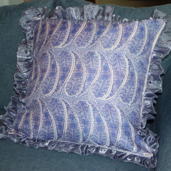 Blue Paisley Euro 22 x 22 Oversized Throw Pillow Handmade NEW - Picture 4 of 13